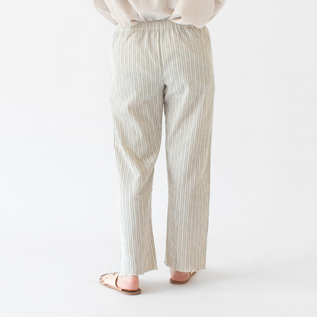 身長：162cm(WHITE)