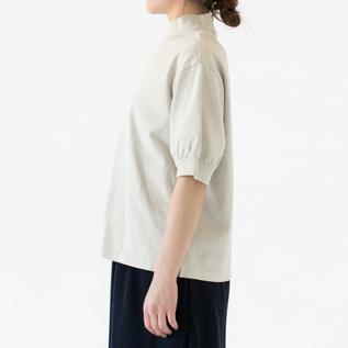 LIGHT GRAY・身長162cm LIGHT GRAY・身長162cm
