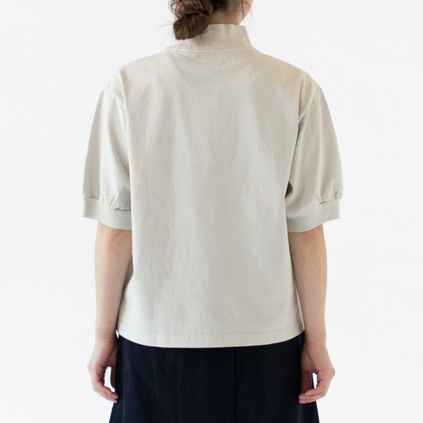 LIGHT GRAY・身長162cm
