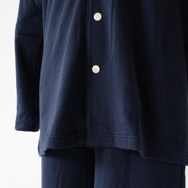 裾もちょうどいい長さ(NAVY)
