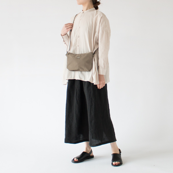 SIMPLICITY限定カラー GREIGE EDITION／STANDARD SUPPLY（スタンダード