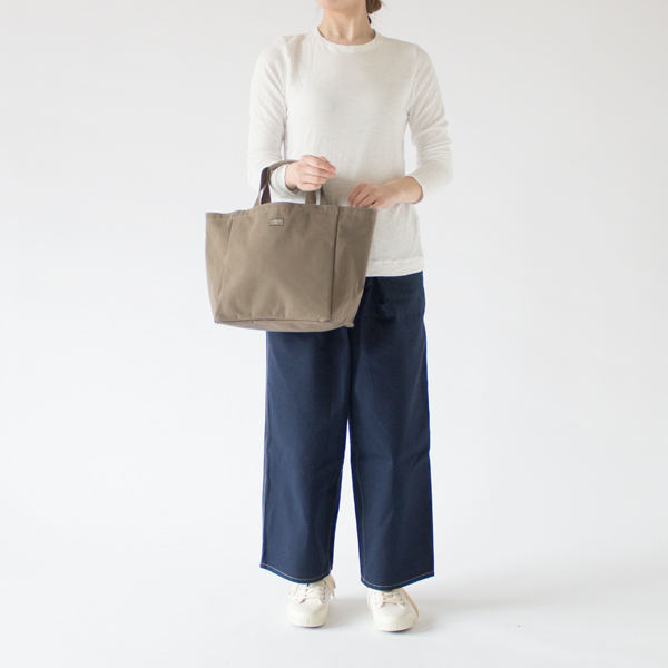 B TOTE S・身長162cm