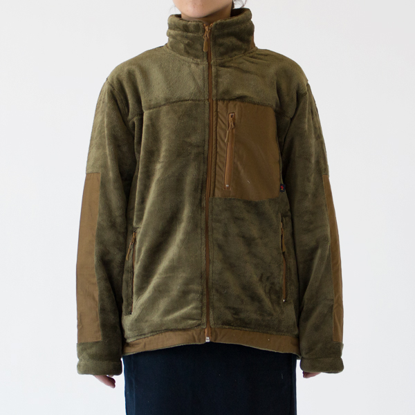 身長：162cm(OLIVE/M)