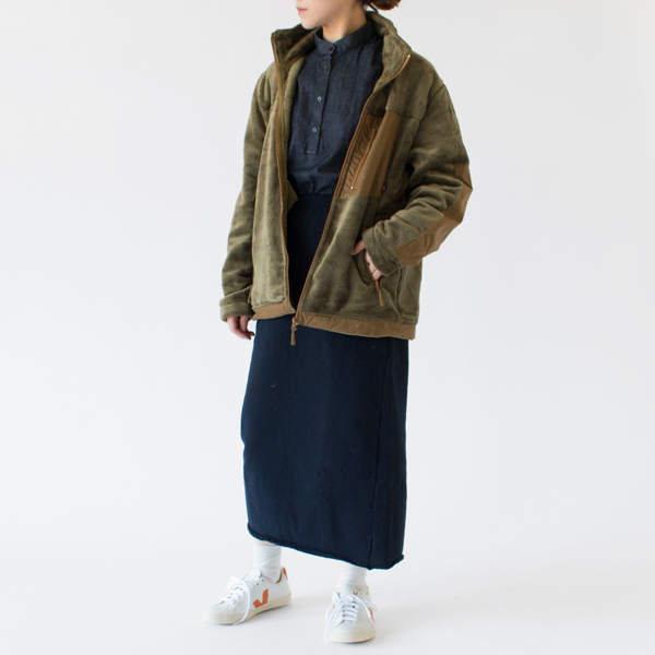 身長：162cm(OLIVE/M)