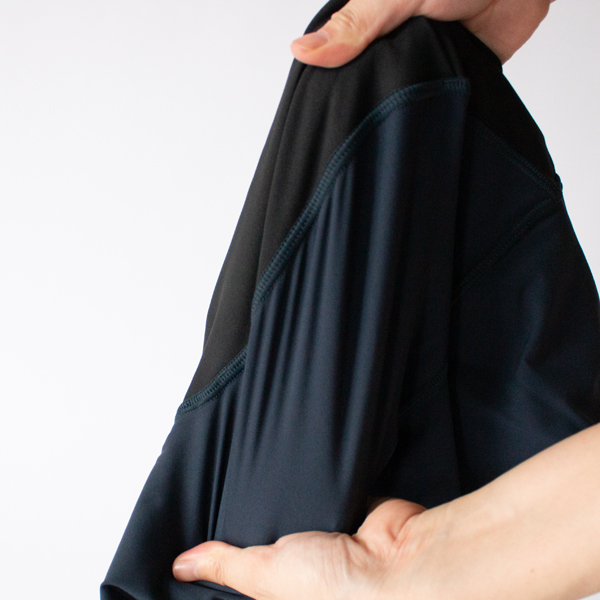 設計上、他の製品に比べてしっかりめの着用感です 設計上、他の製品に比べてしっかりめの着用感です