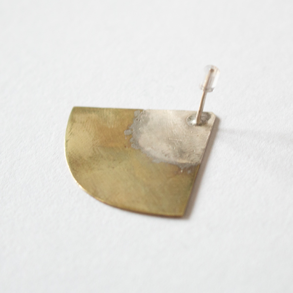 ピアス Foam Studs