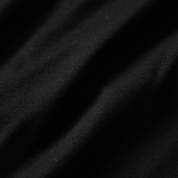 シルクのような光沢ととろみのある生地(BLACK)