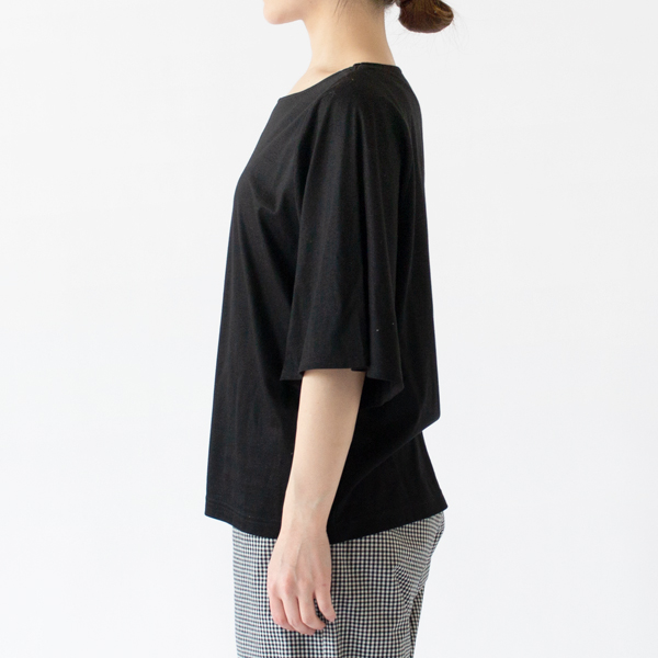 身長：162cm(BLACK)