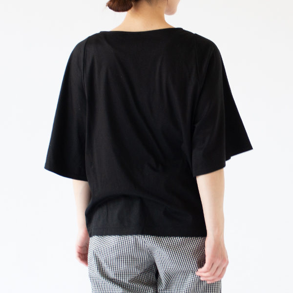 身長：162cm(BLACK)