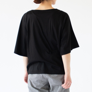 身長：162cm(BLACK)