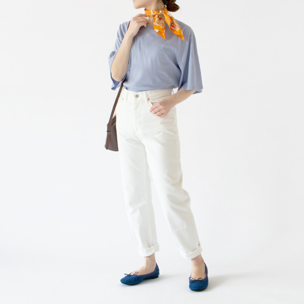 身長：162cm(BLUE)