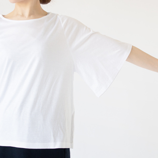 身長：162cm(WHITE)