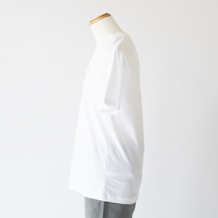 WHITE WHITE