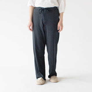 DARK BLUE・身長162cm