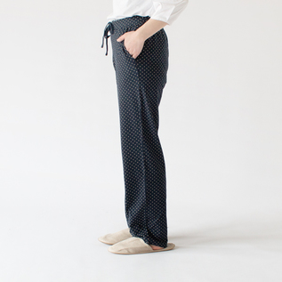 DARK BLUE・身長162cm