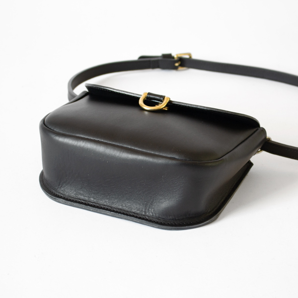 マチありのバッグです