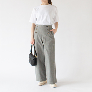 身長162cm・BLACK