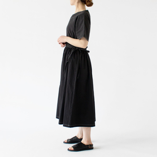 BLACK・身長162cm BLACK・身長162cm