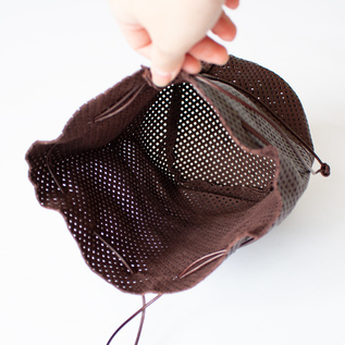 PUNCHING DRAW STRINGS POUCH（巾着ショルダー）／ARTS&CRAFTS (アーツ
