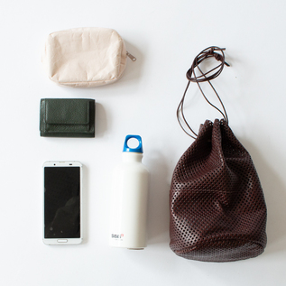 PUNCHING DRAW STRINGS POUCH（巾着ショルダー）／ARTS&CRAFTS (アーツ