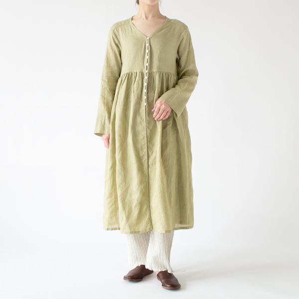 身長：162cm(GREEN)