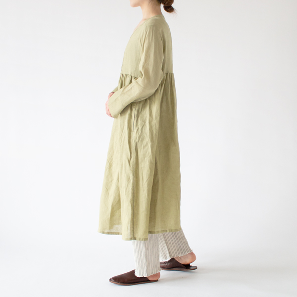 身長：162cm(GREEN)