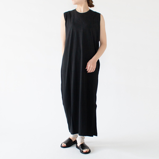 ベージュ・身長162cm ベージュ・身長162cm