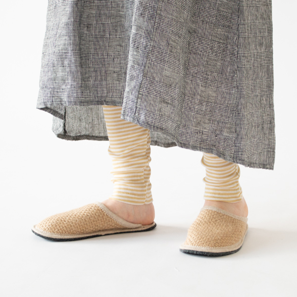 足首でくしゅくしゅとたるませて(イエロー) 足首でくしゅくしゅとたるませて(イエロー)