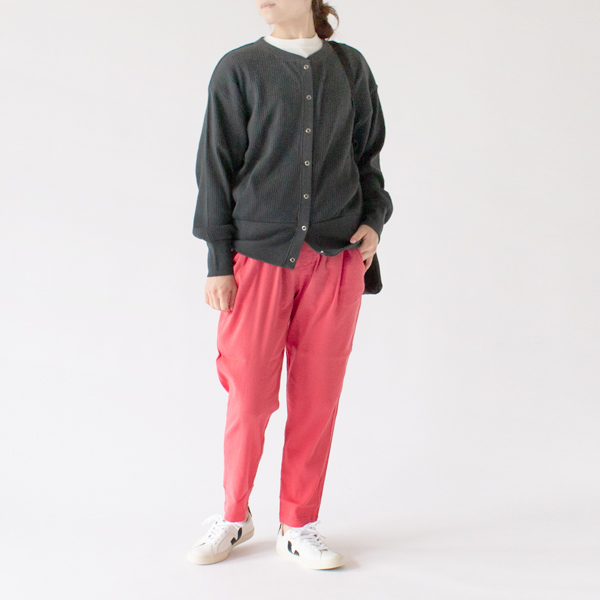身長：162cm、CHERRY Sサイズ着用