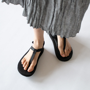 SUICOKE スポーツサンダル COKO BLACK／SUICOKE（スイコック）｜愛着を