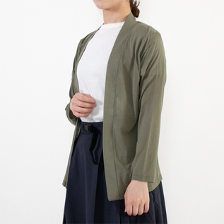 KHAKI・身長162cm KHAKI・身長162cm