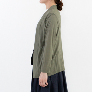 KHAKI・身長162cm KHAKI・身長162cm