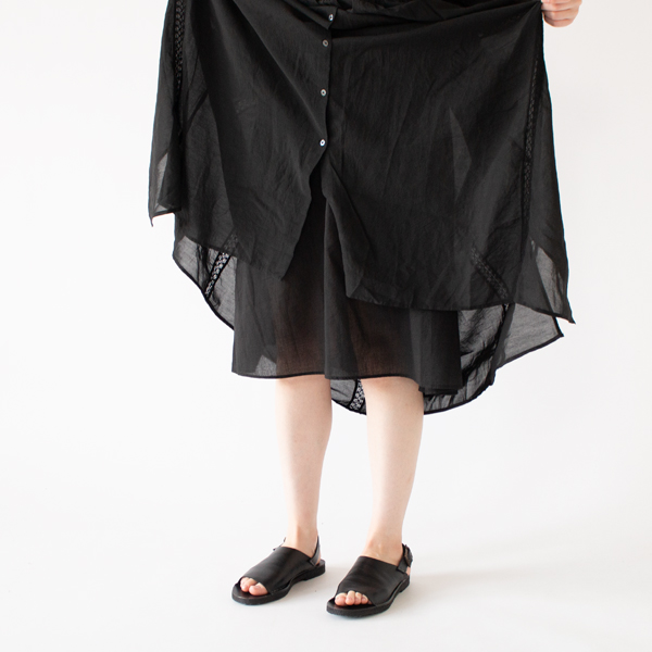 スリップとワンピースの丈感 スリップとワンピースの丈感