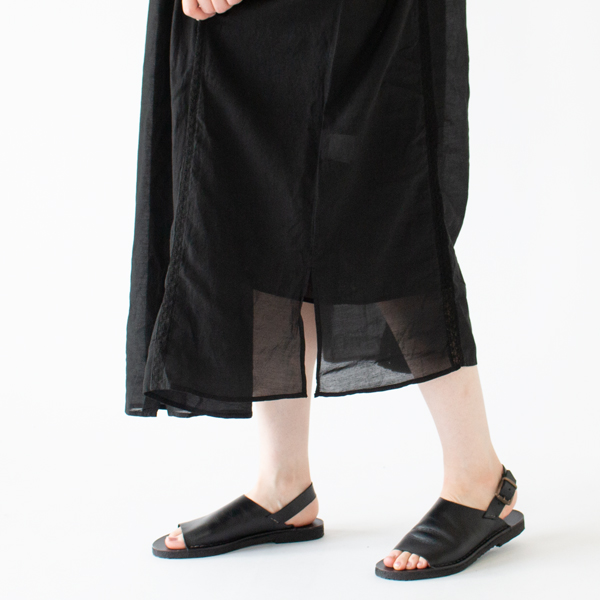 サイドスリット入り サイドスリット入り