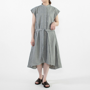 ラフに紐を垂らしてみたり(HIC・身長162cm) ラフに紐を垂らしてみたり(HIC・身長162cm)