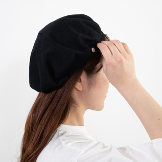 【タグ付き/未使用】LAULHERE 刺繍 ブラックsize M コットンベレー コットンベレー帽／LAULHERE(ロレール）｜愛着を持ってずっと使いたい