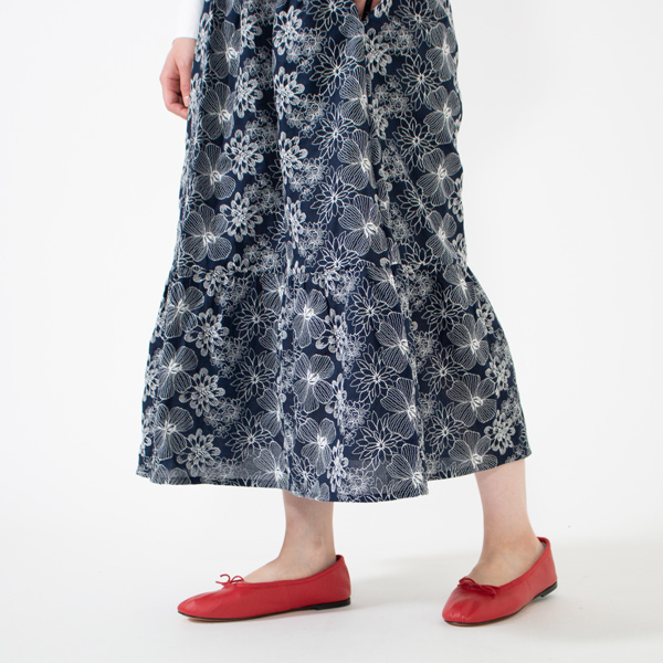 さりげなく控えめなティアード(NAVY×WHITE) さりげなく控えめなティアード(NAVY×WHITE)