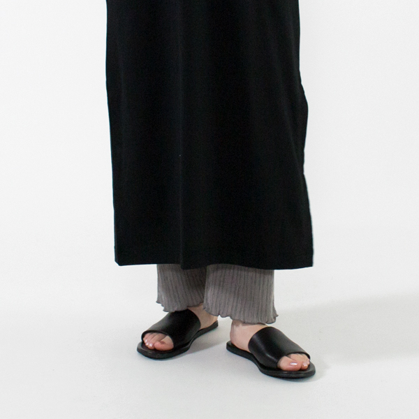 レザーサンダル W1648 NERO（BLACK）