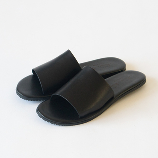 レザーサンダル W1648 NERO（BLACK）