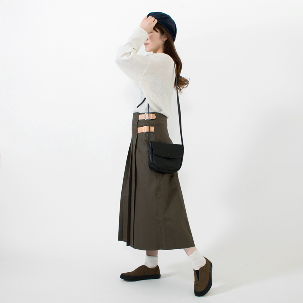 観劇や美術館にも（OLIVE・身長162cm）