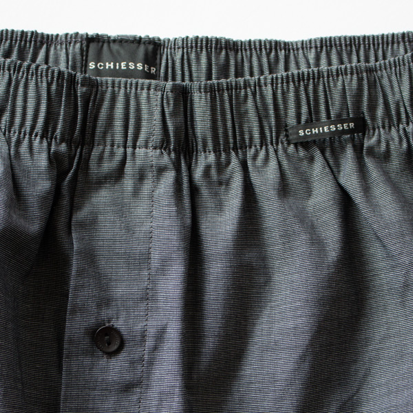 落ち着きのあるグレー(BLACK)