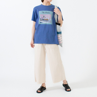 ワイドパンツとあわせてリラックスしたスタイル(delft blue・身長162cm) ワイドパンツとあわせてリラックスしたスタイル(delft blue・身長162cm)