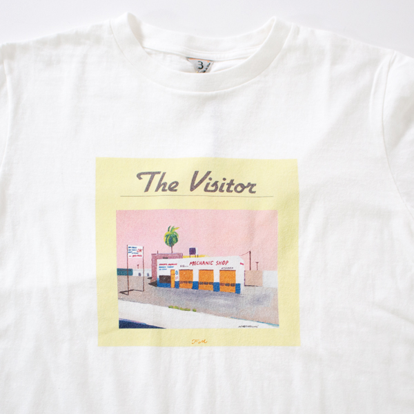 辰巳菜穂さんが描くイラストがプリントされたコラボレーションTシャツ