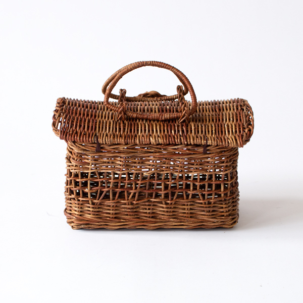 あけび 特大バスケット 宮本工芸購入 蓋なし　29×41cm 別注】屋根付きあけびバスケット 編みショルダー付き／宮本工芸