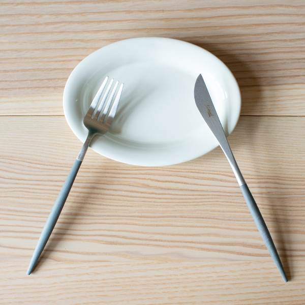 どんな食器にも合わせやすいGRAY