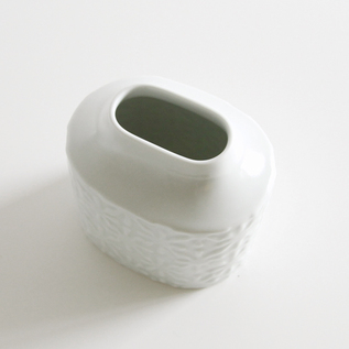 フラワーベース 大／白山陶器 （はくさんとうき）｜愛着を持ってずっと