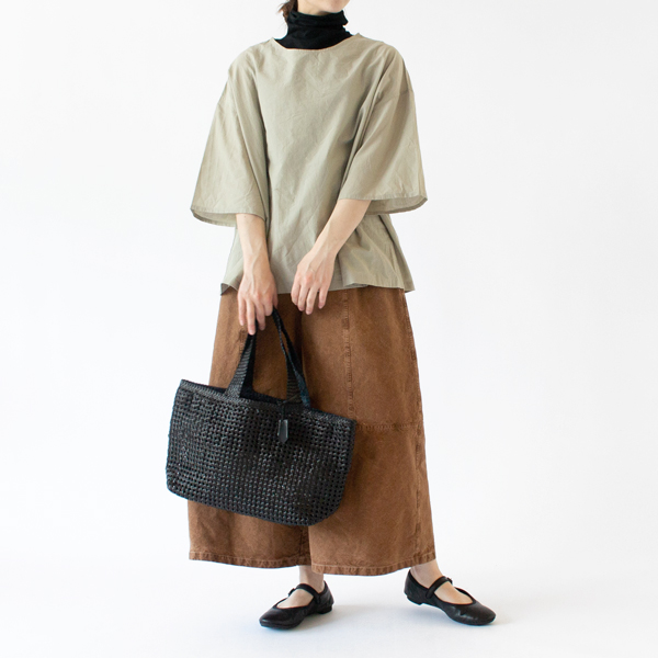 身長：162cm(BLACK)