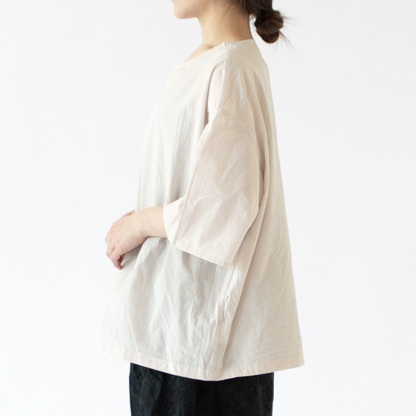 身長：162cm(IVORY)