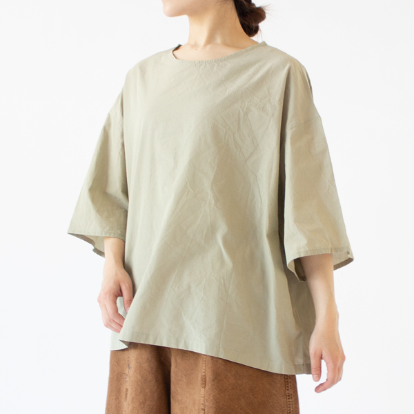 身長：162cm(KHAKI)