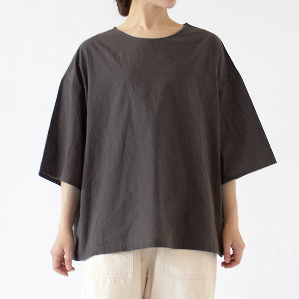 身長：162cm(CHARCOAL)